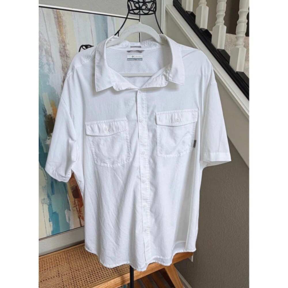 Columbia lightweight sportswear white
XXL